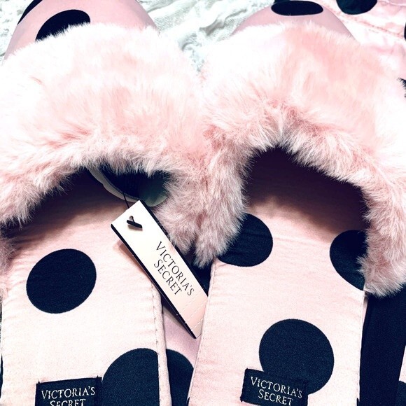 Victoria's Secret slipper Signature Pink/black dots with fur  Slipper size M - Picture 3 of 7